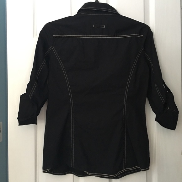 ☘️SALE☘️ Tommy Hilfiger Black Shirt - Picture 3 of 4